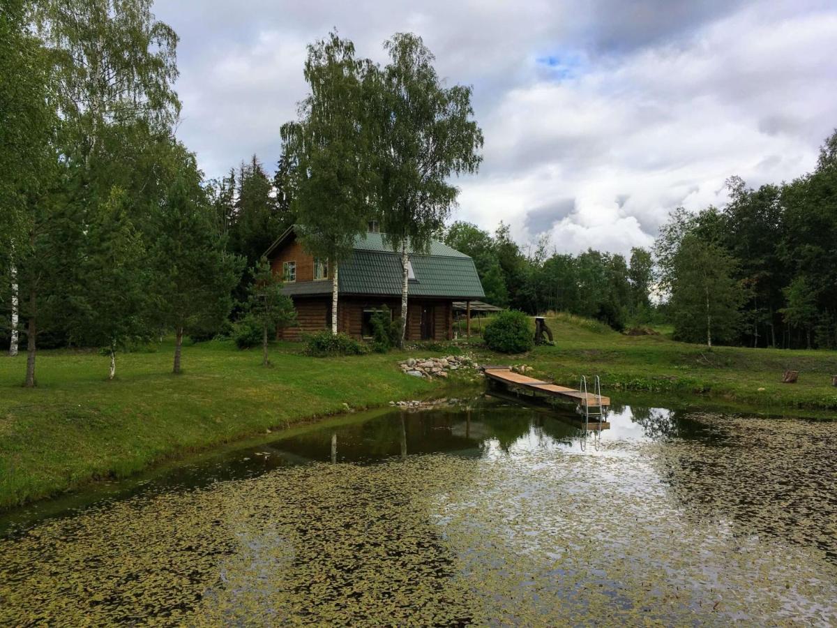 Appartamento Kooli Talu Puhkemaja Valingu Esterno foto